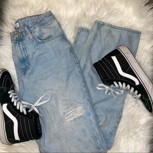 Forever 21 Straight Leg Baggy Jeans Size 24